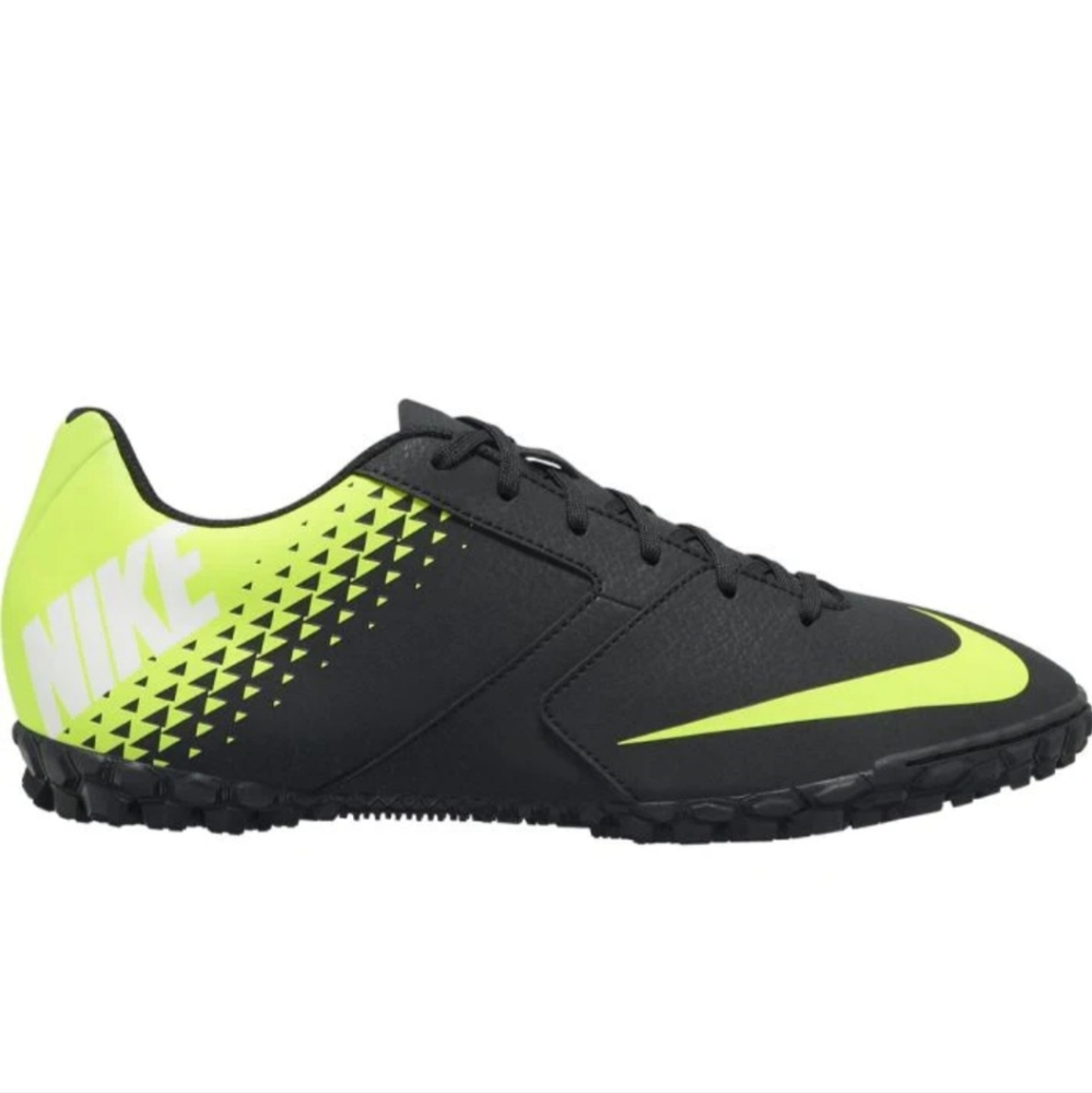 Nike Bomba Soccer Turfs Black/Volt-White Size 7.5